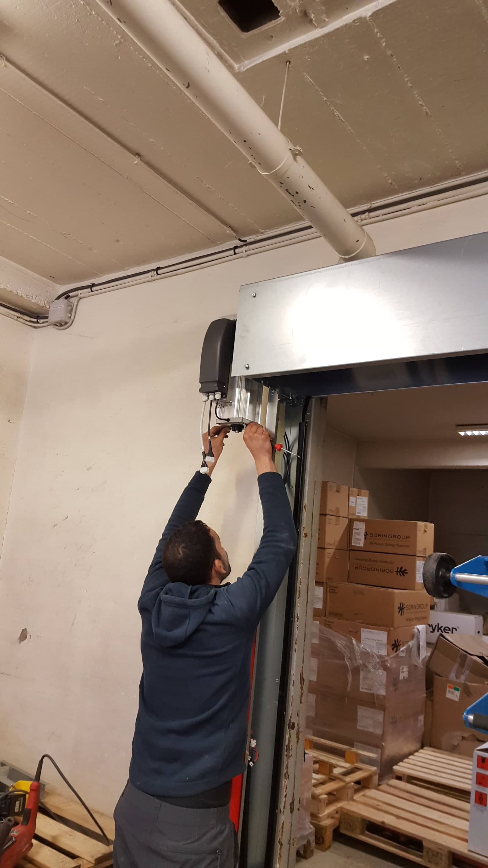 Garde-corps métallique finition intérieure