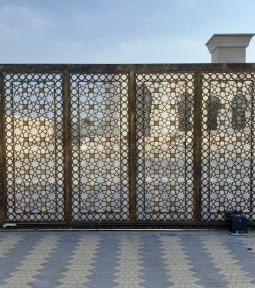 Quels-sont-les-criteres-pour-choisir-un-portail-en-aluminium.jpeg Quels-sont-les-criteres-pour-choisir-un-portail-en-aluminium.jpeg